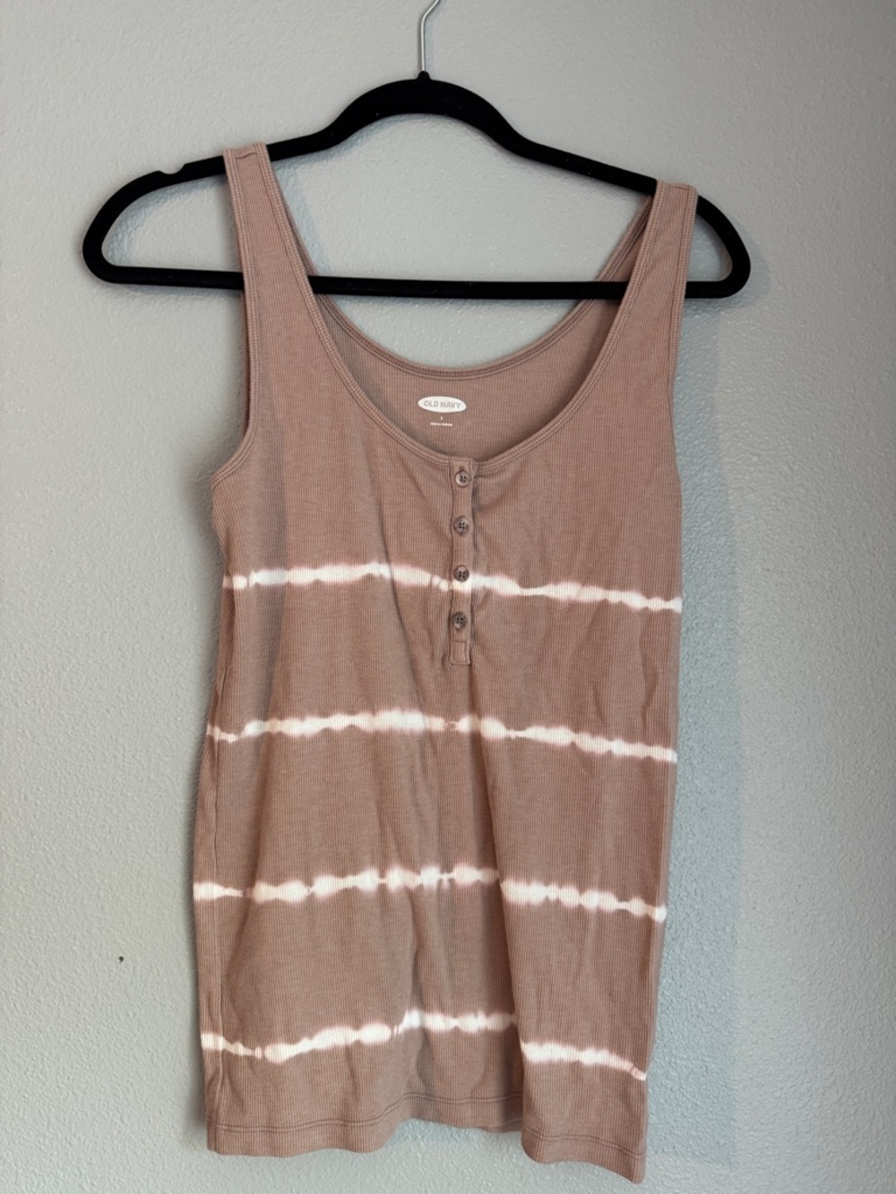 Old Navy Taupe and White Tie-Dye Henley Tank